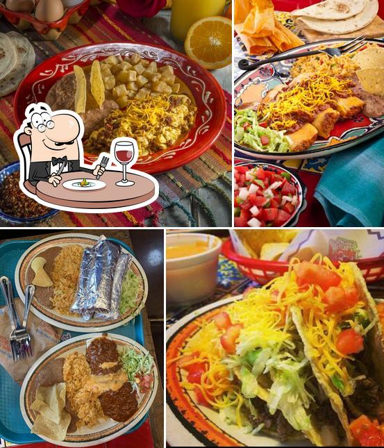 Rosa's Café & Tortilla Factory in Mansfield Restaurant menu and reviews