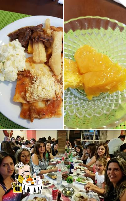 A Guaiaca Restaurante e Churrascaria se destaca pelo comida e interior