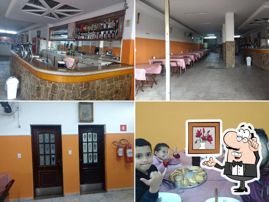 O interior do Franette Pizzaria