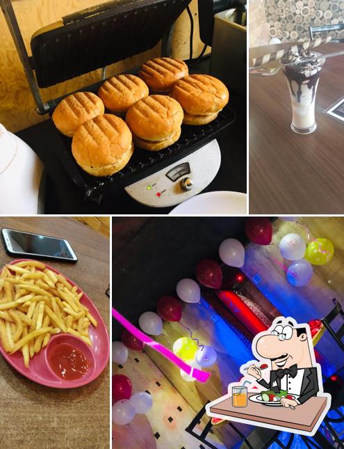 Food at Cafe golden wood