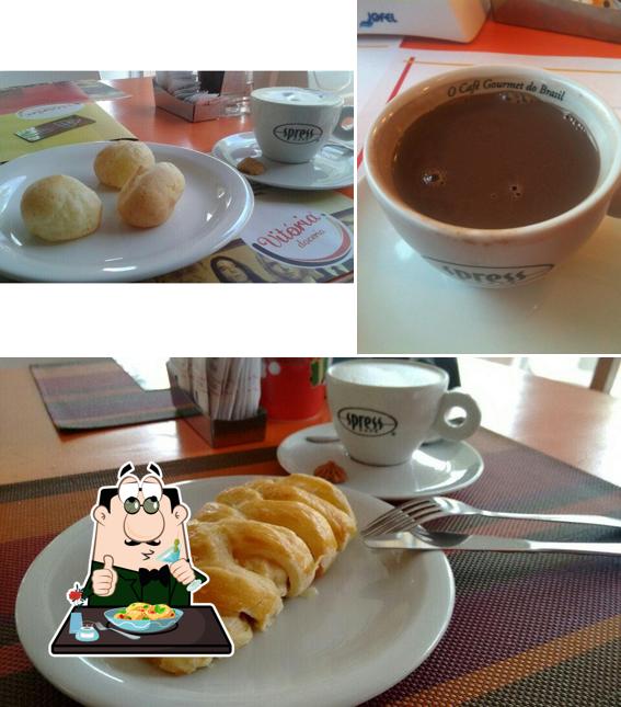 Comida em Vitoria Doceria e Cafe