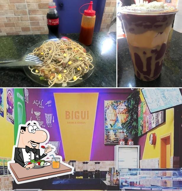 A imagem da comida e interior no Bigui Açaí- Açaiteria em BH