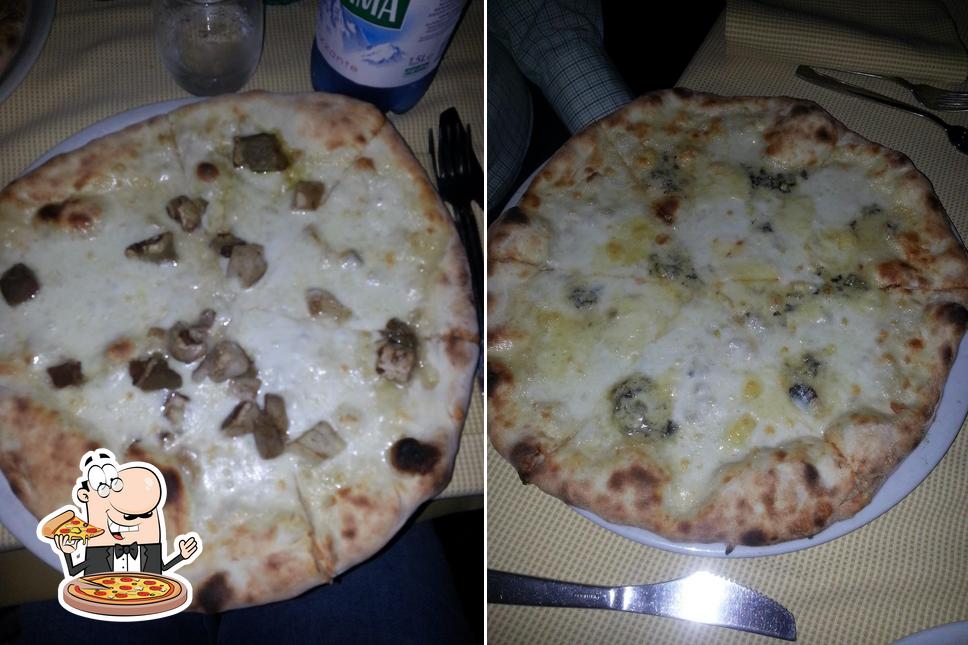 Prova una pizza a Pizzeria Ristorante Faustino