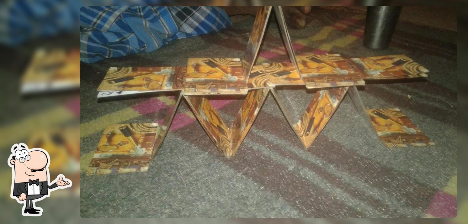 चंदन भोजनालय (शाकाहारी एवं मांसाहारी)
