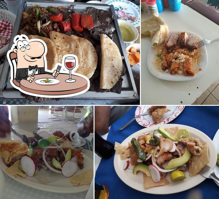 Meals at El Chaparral Don Pedro
