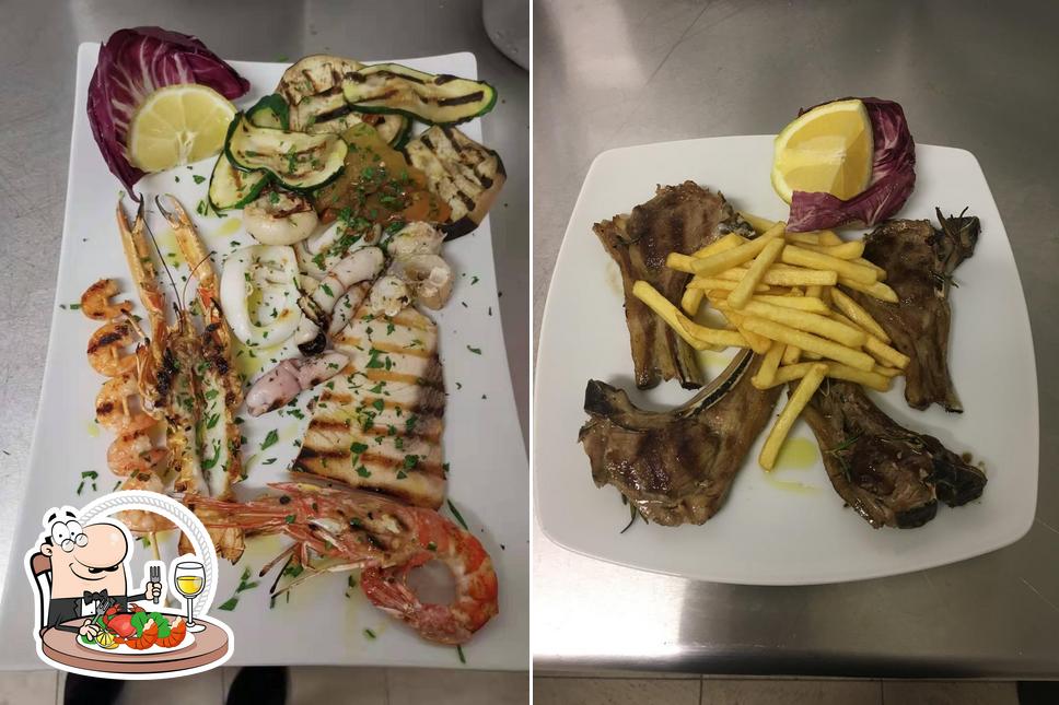 Ordina tra i molti prodotti di cucina di mare proposti a Ristorante pizzeria la magnolia