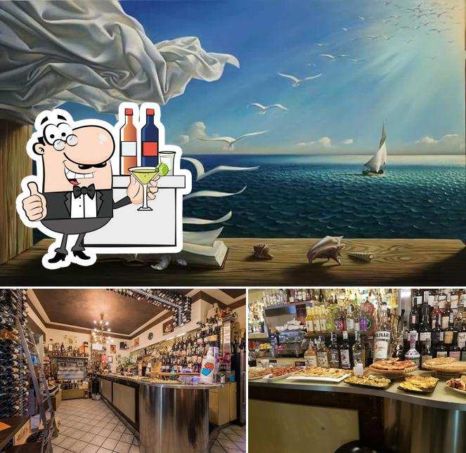 Dai un’occhiata alla immagine che raffigura la bancone da bar e esterno di Moky Bar - Collegno