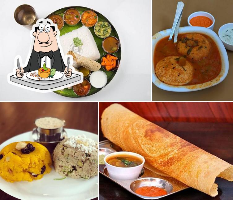 ಬನ್ನೂರು ಟಿಫಾನೀಸ್ Bannur Tiffanis