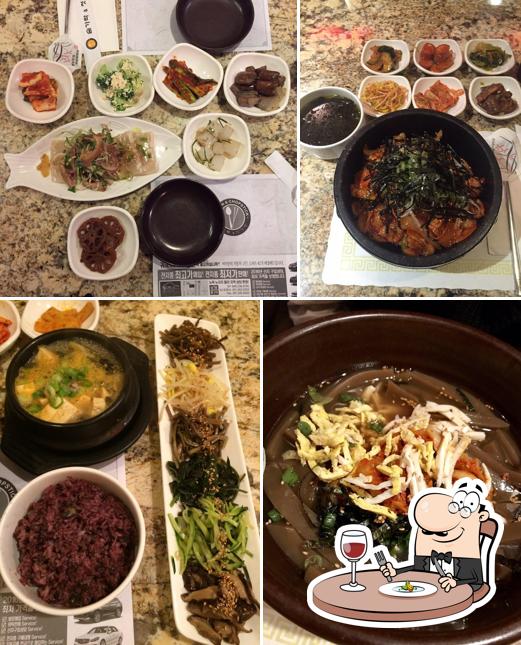 Spoon and chopstick in Palisades Park Restaurant menu and reviews