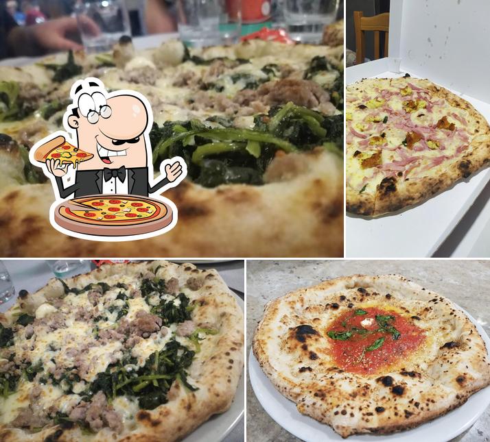 Scegli una pizza a Ristorante Pizzeria CHAPEAU
