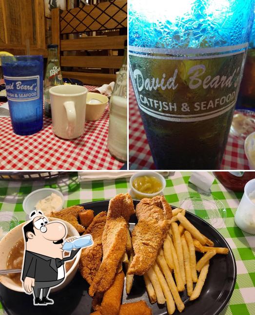 David Beard's Catfish, Seafood And Steak House, 2501 SE Washington St in Idabel Restaurant