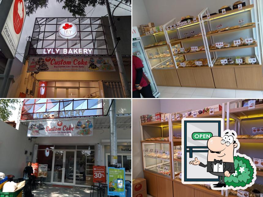 LYLY BAKERY JOMBANG, Jombatan Restaurant reviews