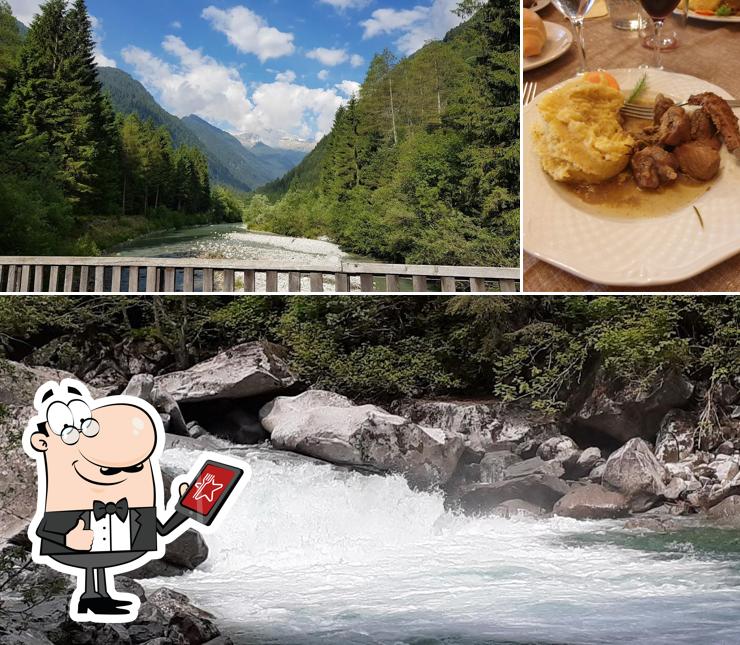 La foto della esterno e cibo di Ristorante Cascate Nardis