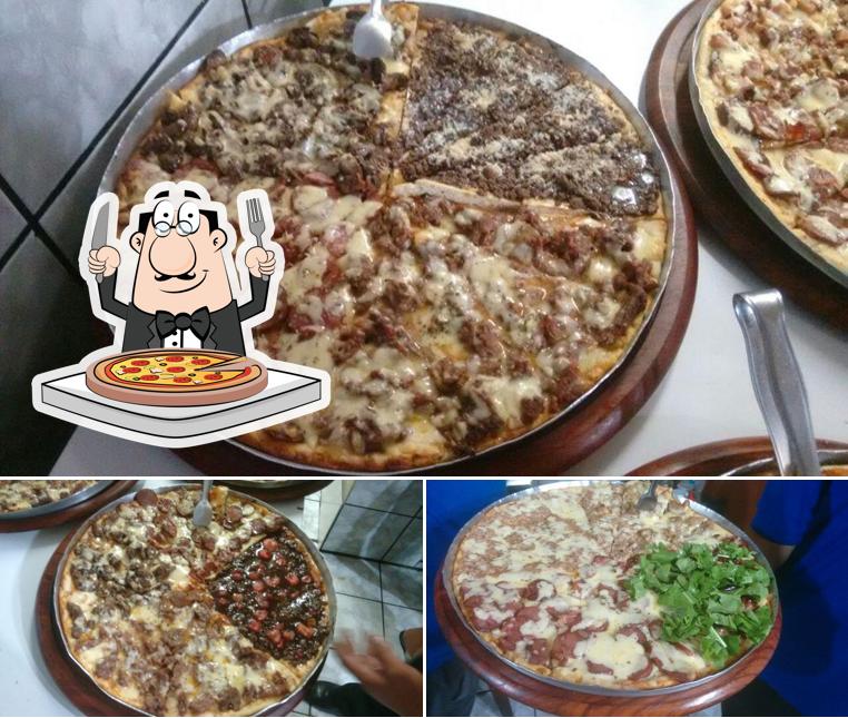 Peça diferentes variedades de pizza