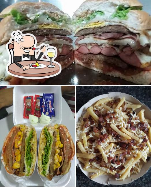 Comida em Ijp Lanches