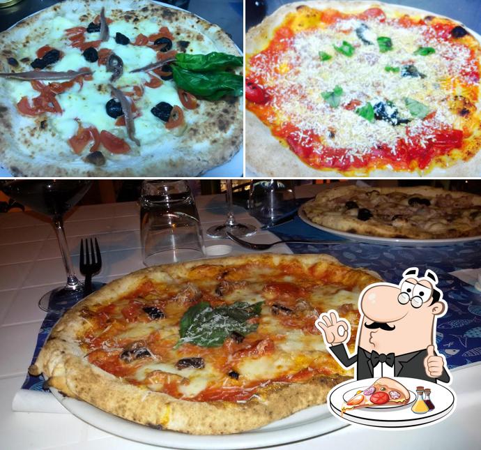 Scegli una pizza a SCALINATELLA ristorante - pizzeria