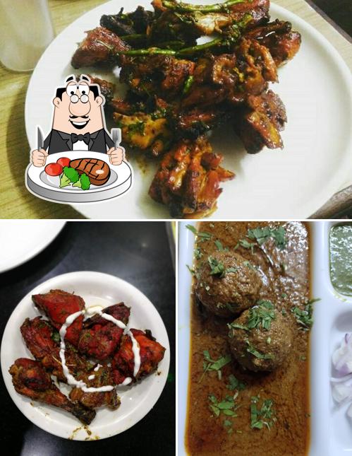 Try out meat meals at Rajdhani Chicken Point