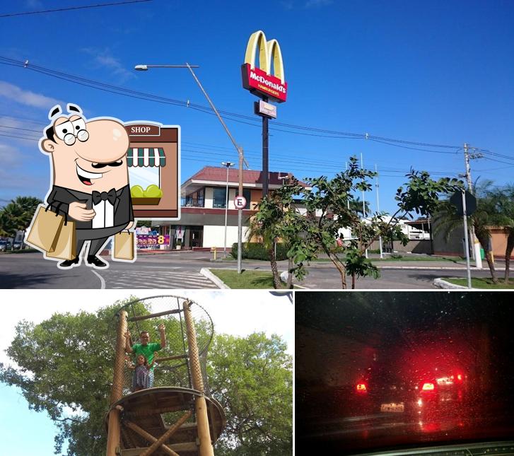 Desfrute da vista do exterior McDonald's