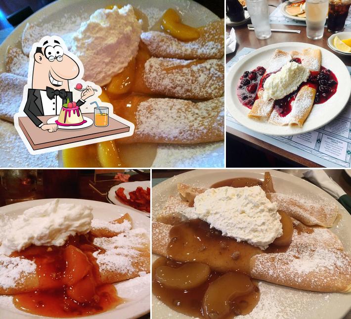Pancake Pantry, 628 Parkway in Gatlinburg Restaurant menu and reviews