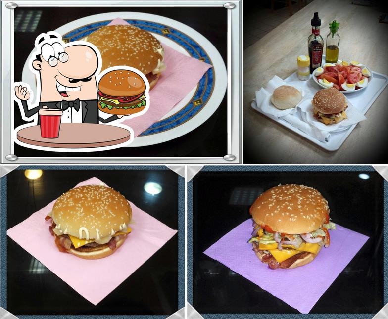 Prenditi un hamburger a Grill & Burger Cult