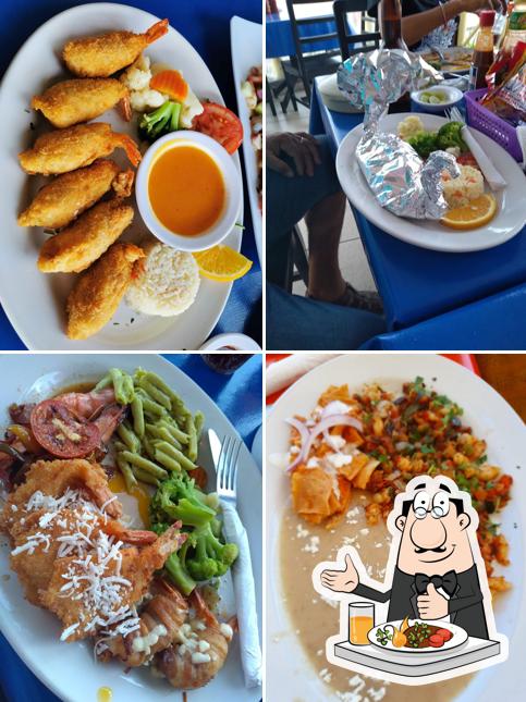 MARISCOS LA CORONA REAL restaurant, Mazatlán, Av Óscar Pérez Escobosa 7801  - Restaurant reviews