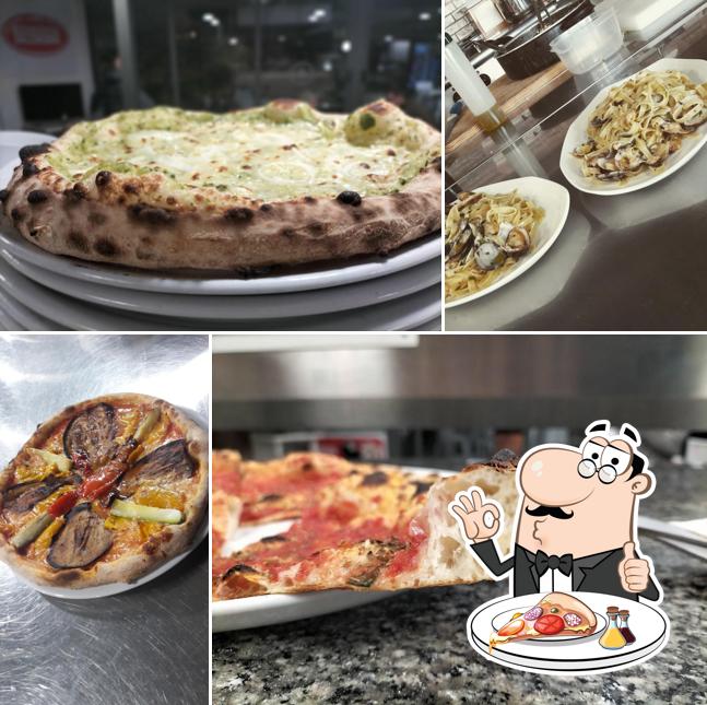Prenditi una pizza a Ristorante Pizzeria Caffetteria The cube