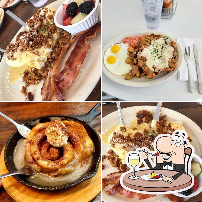 Best cinnamon rolls in Edmond restaurants, september 2024 Restaurant Guru