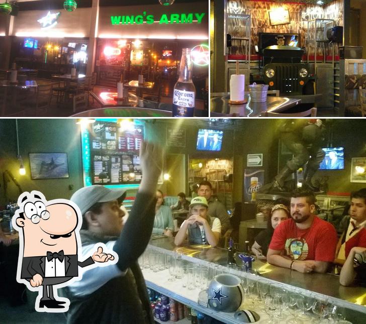 Restaurante Wing's Army, Xalapa Enríquez, C. Lázaro Cárdenas 102