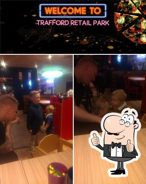 Pizza Hut, Trafford Retail Park, Neary Way in Manchester Restaurant