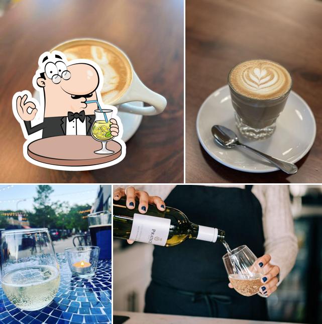 Top 5 restaurants with live music in Evanston, october 2024