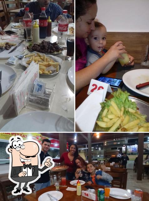 Veja imagens do interior do Te Contei Lanches e Pizzas