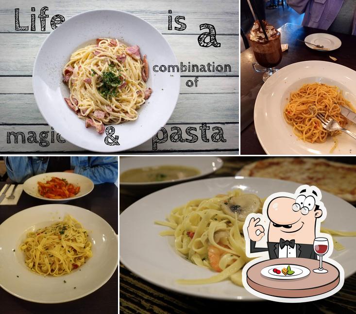 PizzaPastabar, Amsterdam, Damrak 19 Restaurant menu and reviews