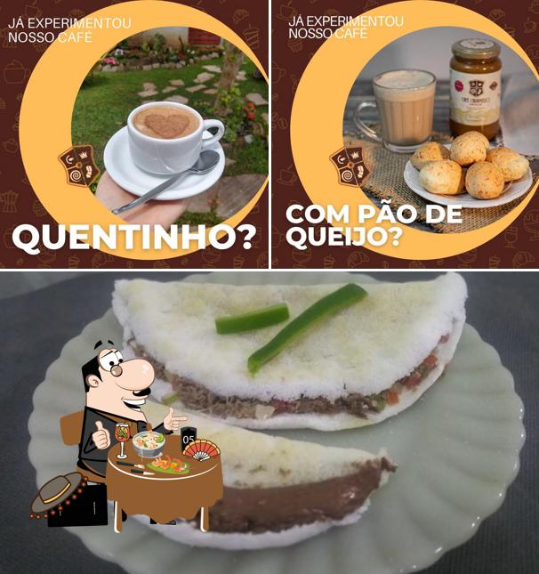 O Casa de vó Café se destaca pelo comida e bebida