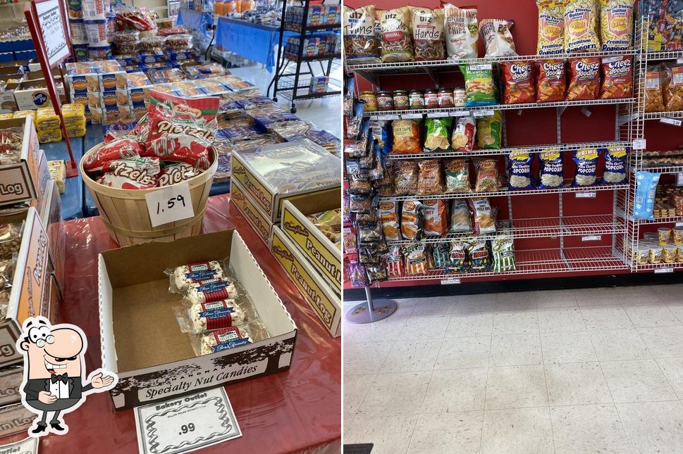 Flowers Bakery Discount Store, 6060 New Jesup Hwy in Brunswick