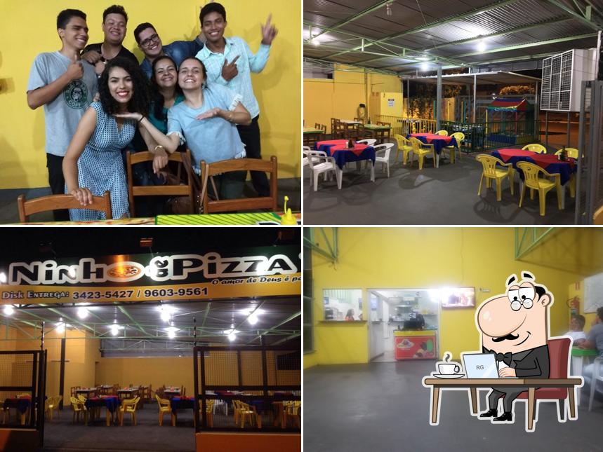 O interior do Ninho de Pizza