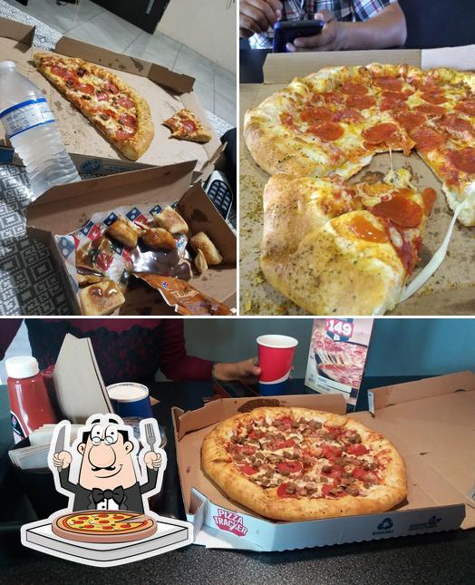 Domino's Nuevo Laredo Poniente restaurant, Nuevo Laredo, C. Eva Samano