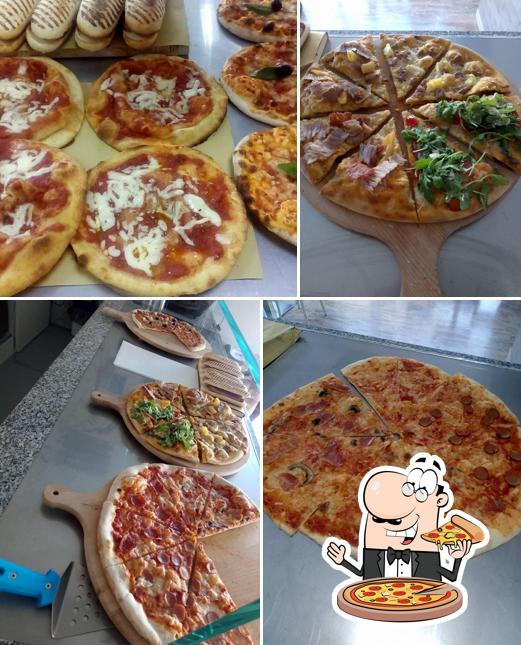 Prova una pizza a Pizzeria Sckec Food