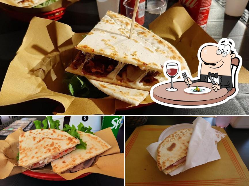 Platti al La Brezza - Piadineria E Cucina