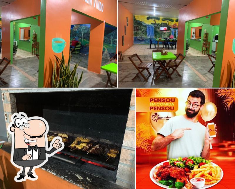 Confira a imagem mostrando interior e comida no Restaurante Bom Sabor