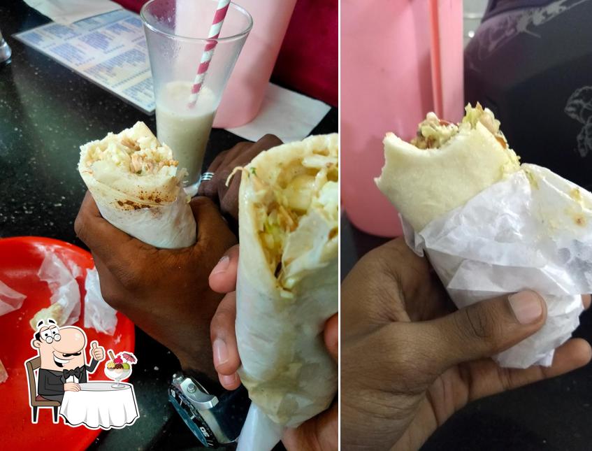 Fruit Mix Shawarma serves a range of desserts