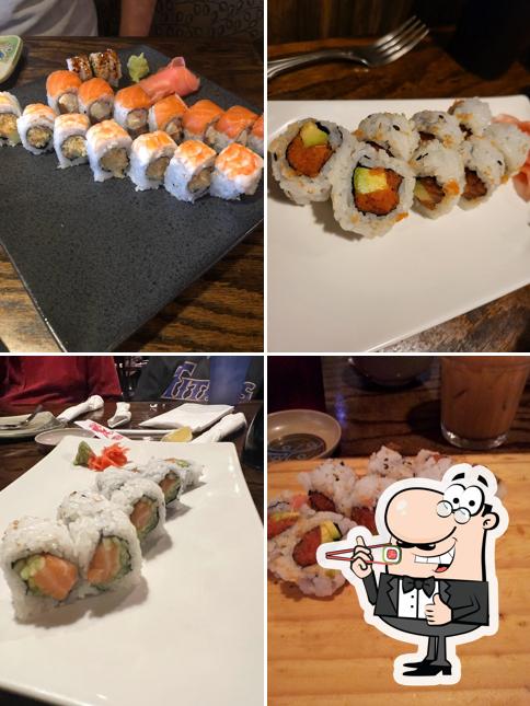 Thai Basil & Sushi Zen, 3330 Cobb Pkwy NW 316 in Acworth Restaurant