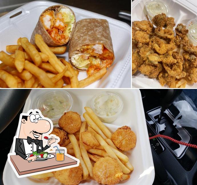 Seafood Hut, 2 S Main St in Restaurant reviews