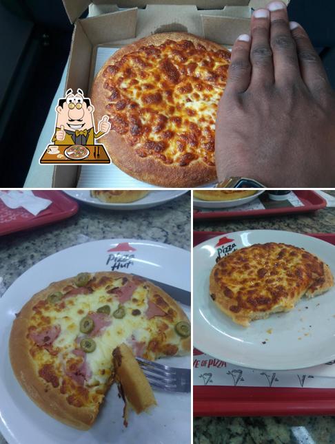 Peça diversos tipos de pizza