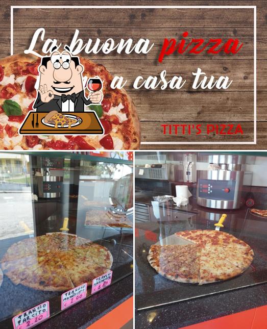 Scegli una pizza a Titti's Pizza