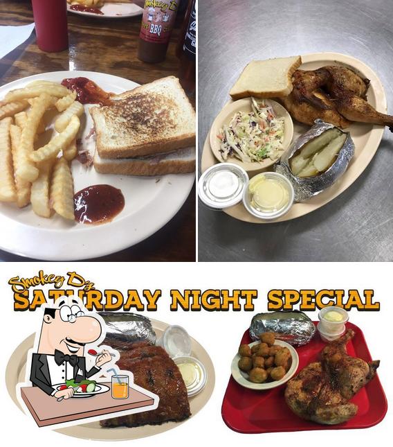 Smokey D's Family Restaurant, 127 E Kentucky Dr in La Center