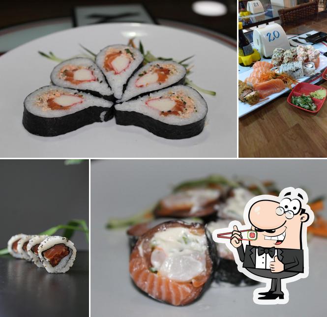 Peça diversas opções de sushi