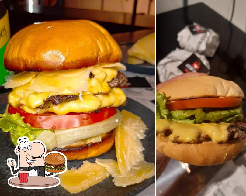 Delicie-se com um hambúrguer no Guinchos Burger e Assados Brazilian BBQ