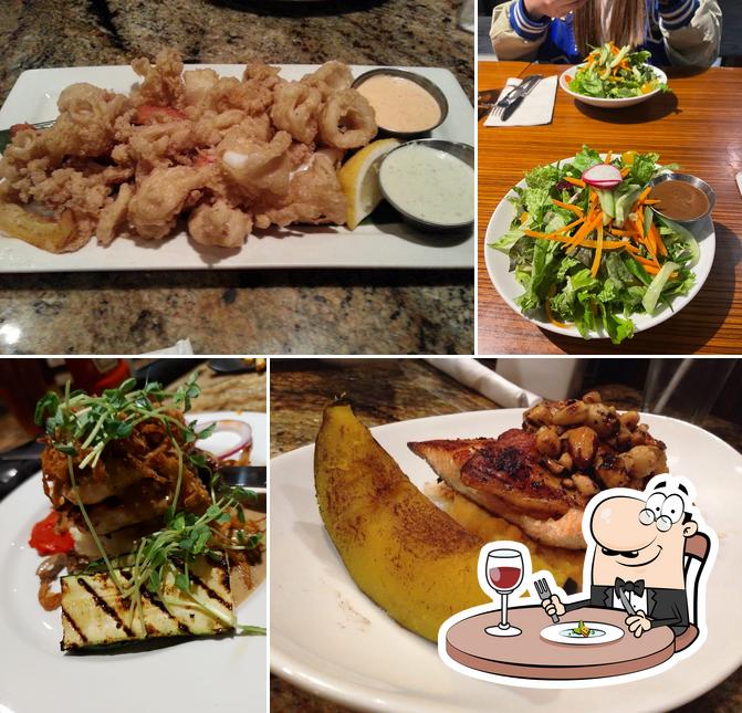 Pickle Barrel, 1 Yorkdale Rd in Toronto Restaurant menu and reviews
