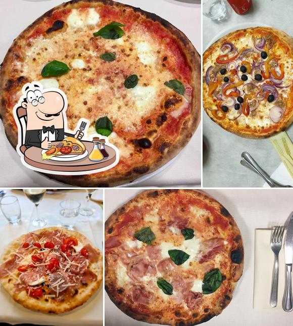 Prova una pizza a Ristorante Pizzeria Pellicano