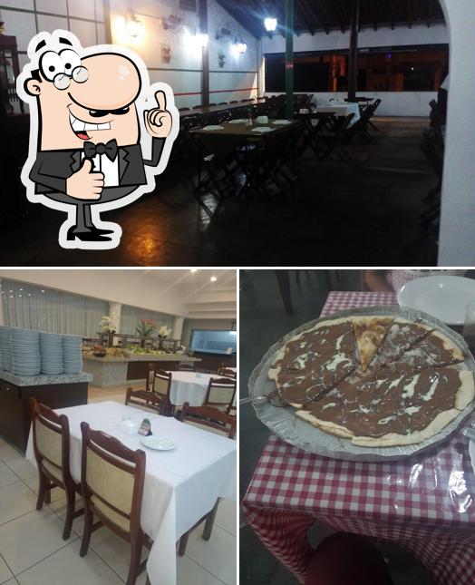 Pizzaria La Tavola picture